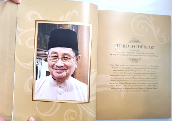 Olivia de Treville bilan barcha porno Lena Temnikova yalangoch jinsiy aloqa