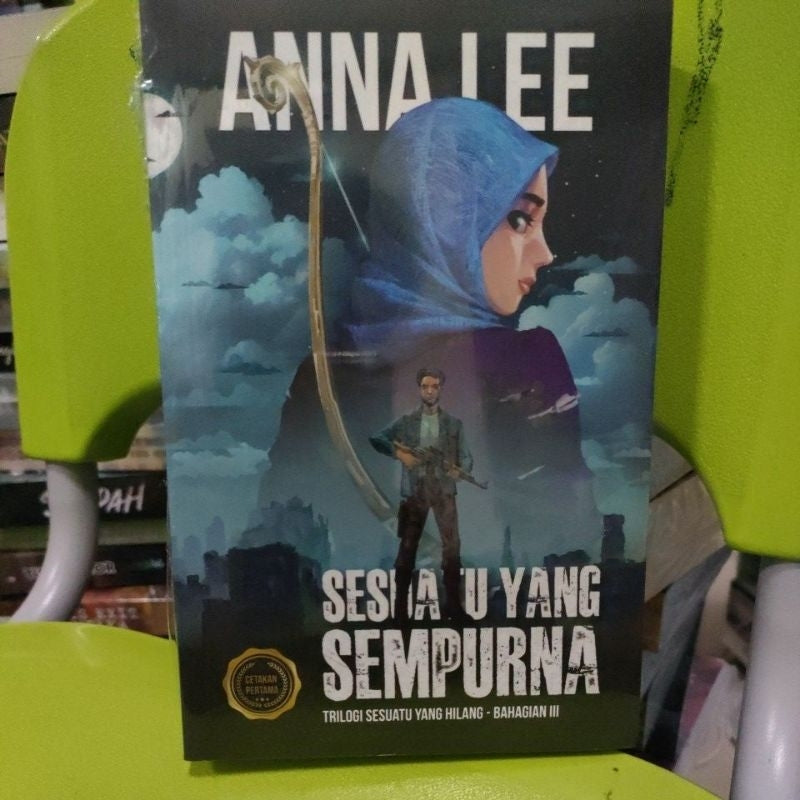 Sesuatu Yang Sempurna by Anna Lee book cover