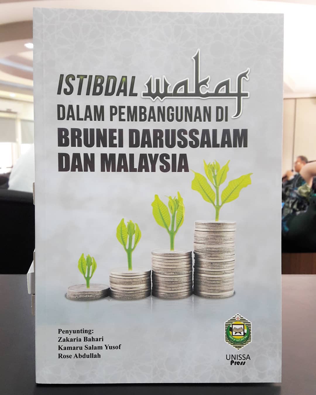 Istibdal wakaf dalam pembangunan di Brunei Darussalam dan Malaysia